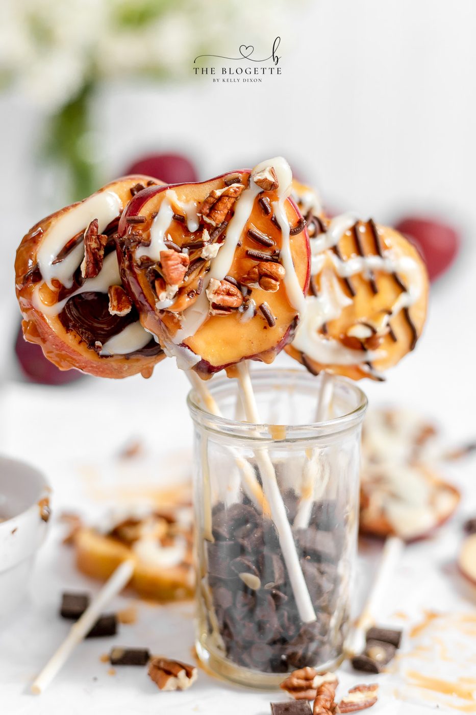 Straightforward Caramel Apple Slices! Make this fall apple treat with all of your favorite toppings!