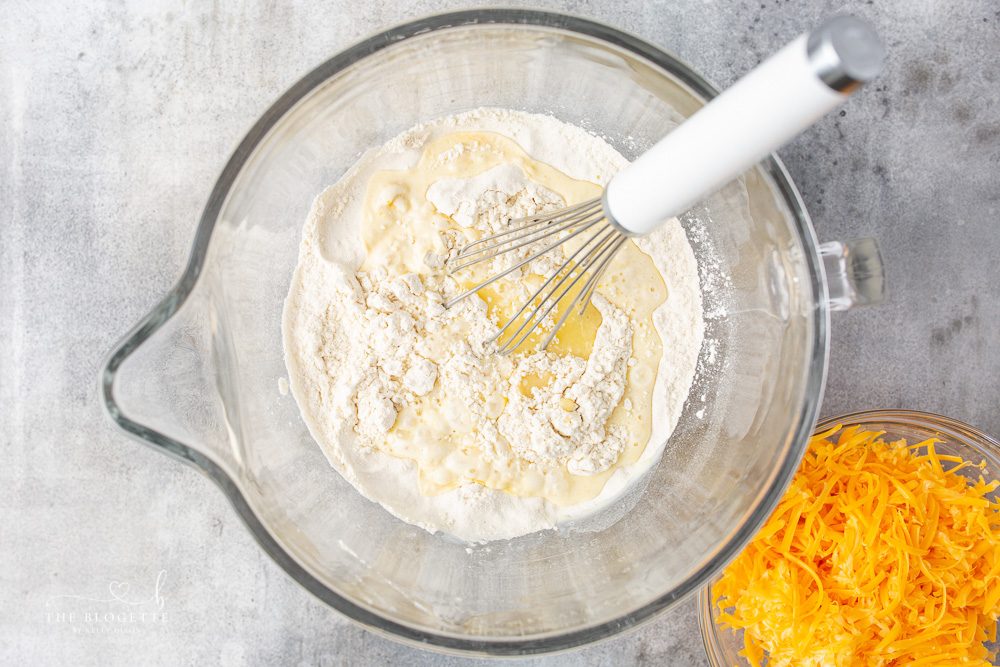 Cheese bread loaf ingredients