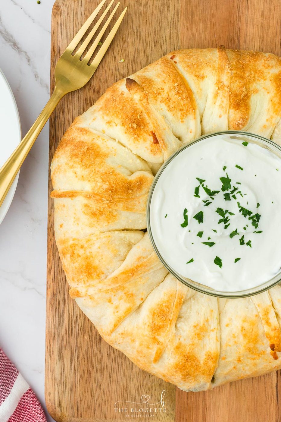 How to Make a Chicken Stuffed Broccoli and Cheese Ring