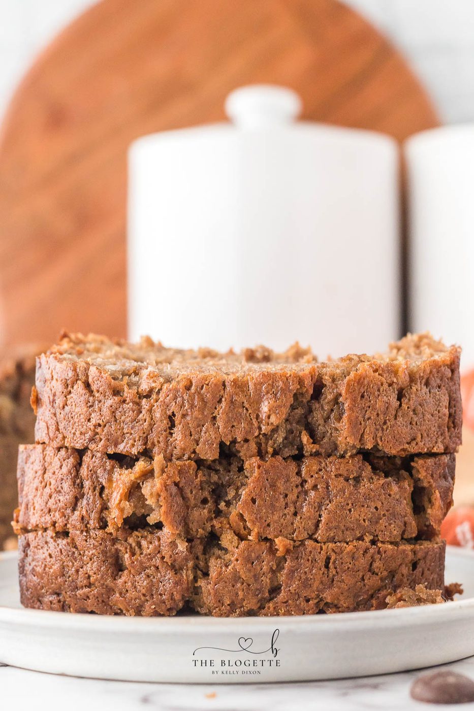 Move over ordinary Banana Bread, Chocolate Banana Bread is next up on the menu! This freeze-ahead friendly speedy bread requires just a few straightforward ingredients and just a few minutes of prep.