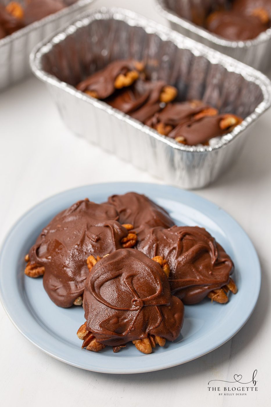 How to Make Chocolate Turtles