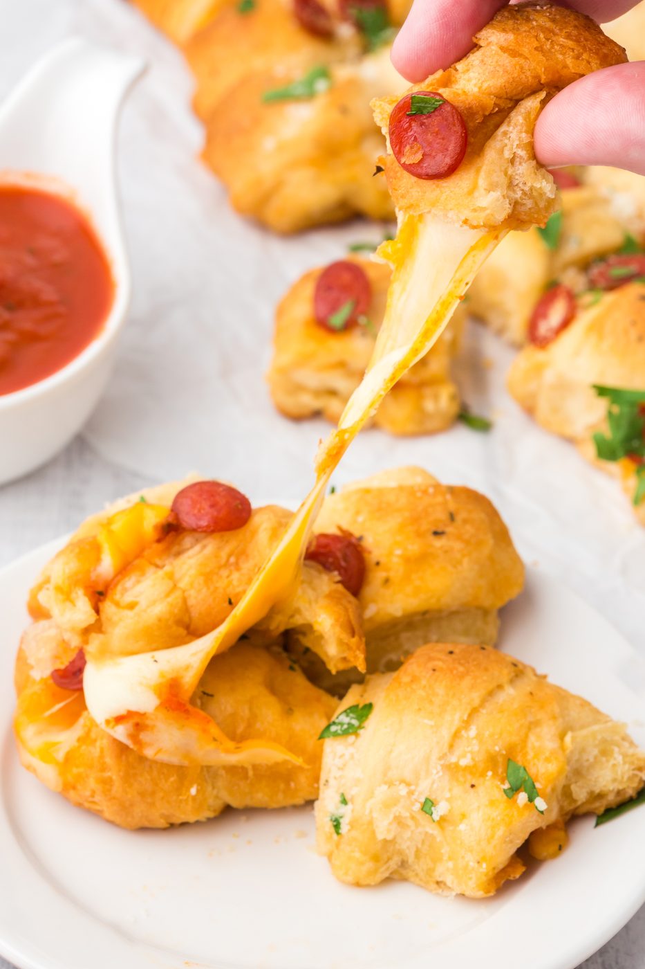 Pull apart pepperoni and cheese bread