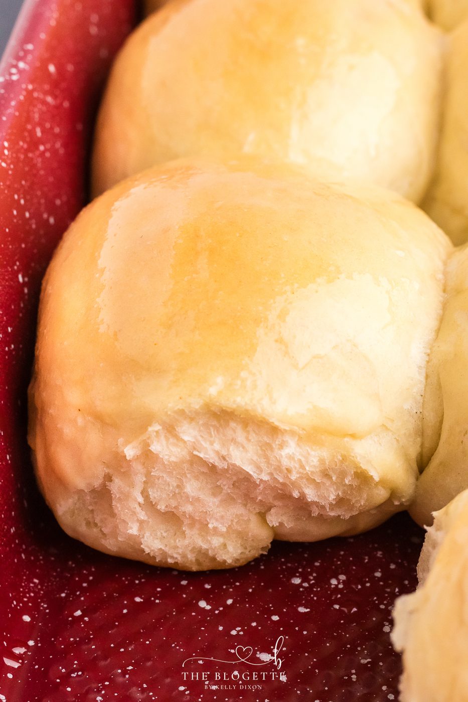 Home-style Dinner Rolls