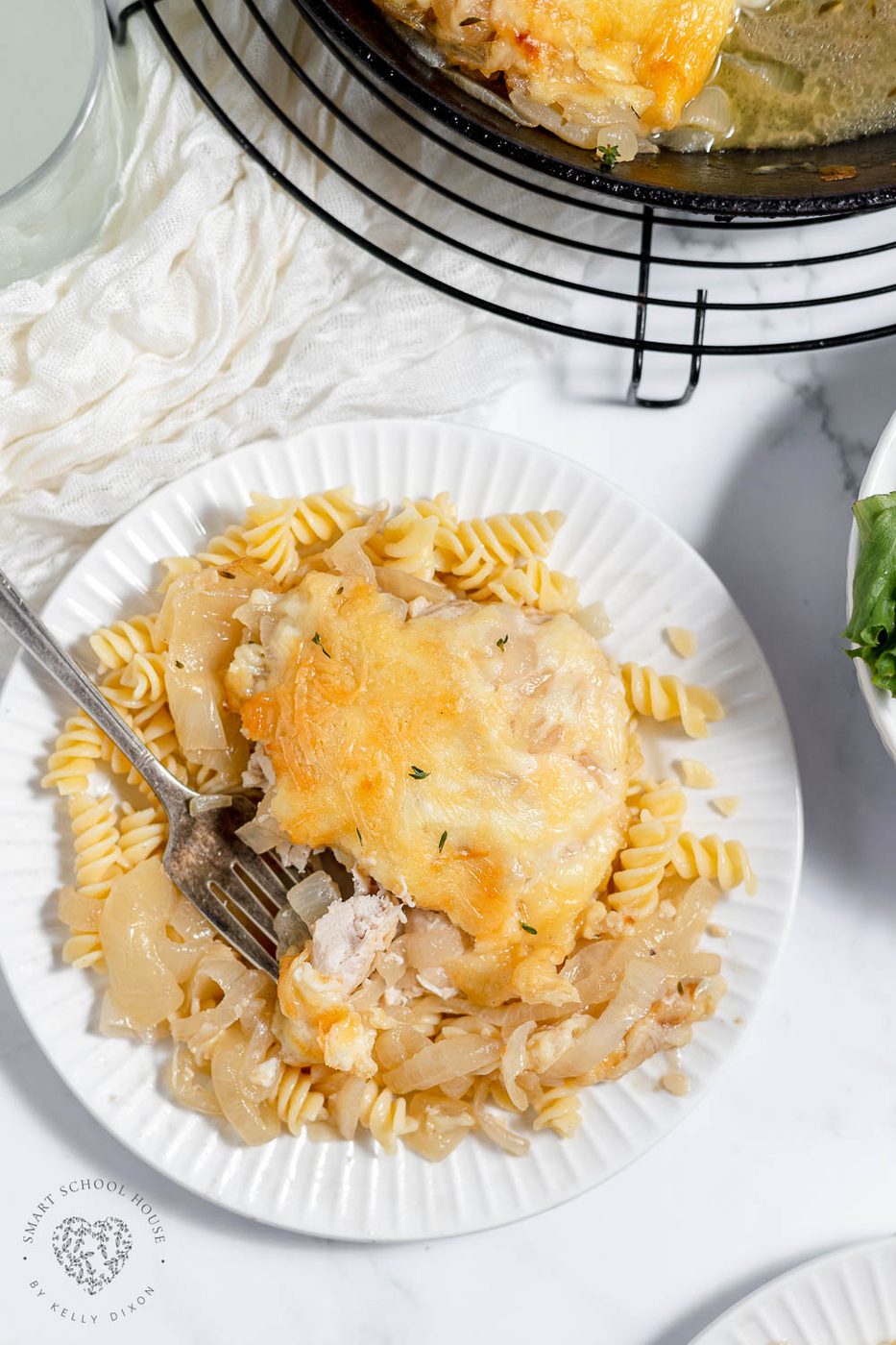 French Onion Chicken features juicy chicken breast, melted butter, caramelized onions, and lots of soft-centered melted cheese all cooked in one fabulous skillet.