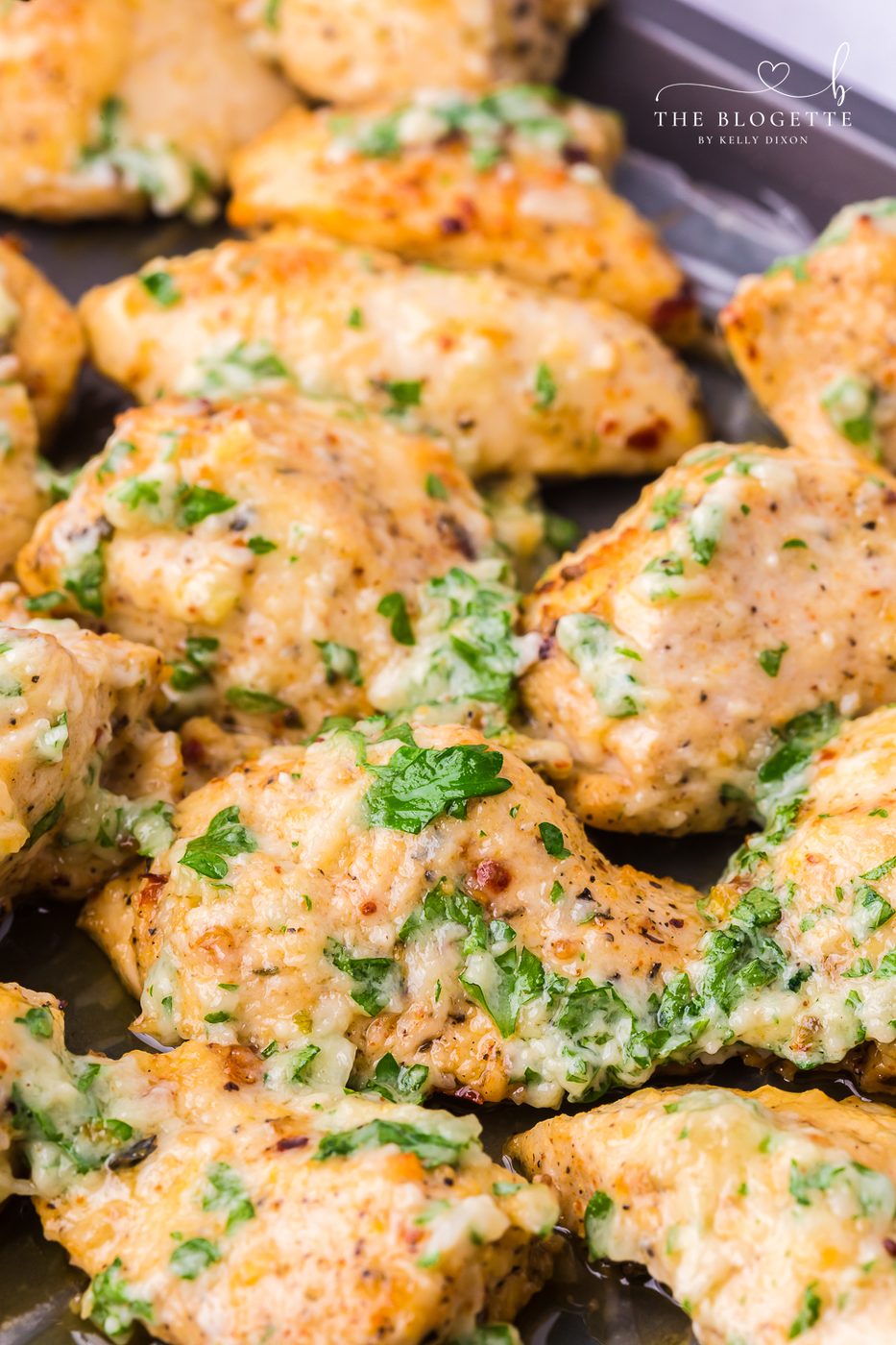 Garlic Parmesan Chicken offers a combination of savory and cheesy flavors! Tender, roasted chicken bathed in a comforting and rich marinade.