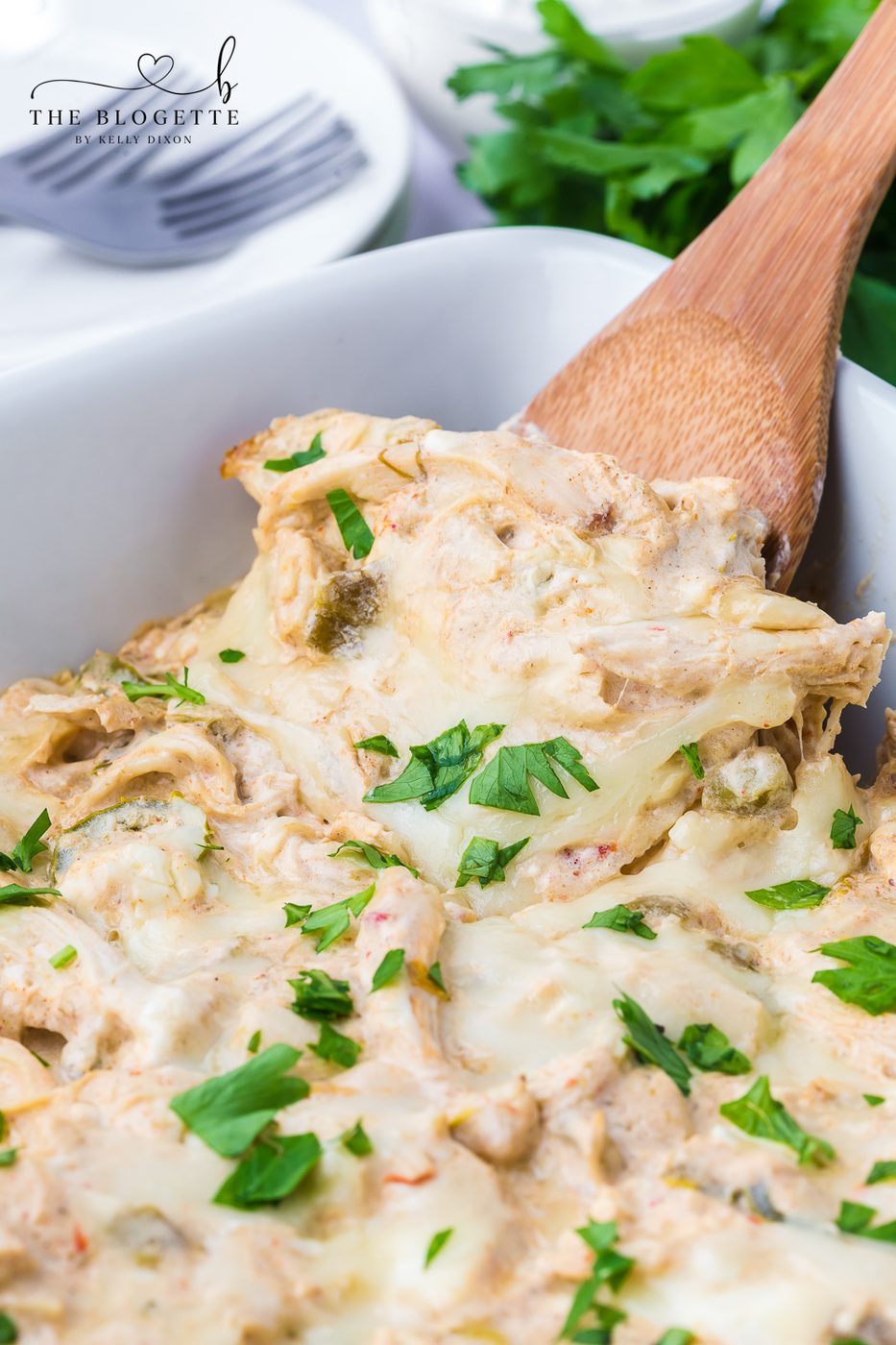 Green Chili and Chicken Lasagna is a Mexican-style casserole that is creamy and cheesy with a mild spice. Your whole family will love it!