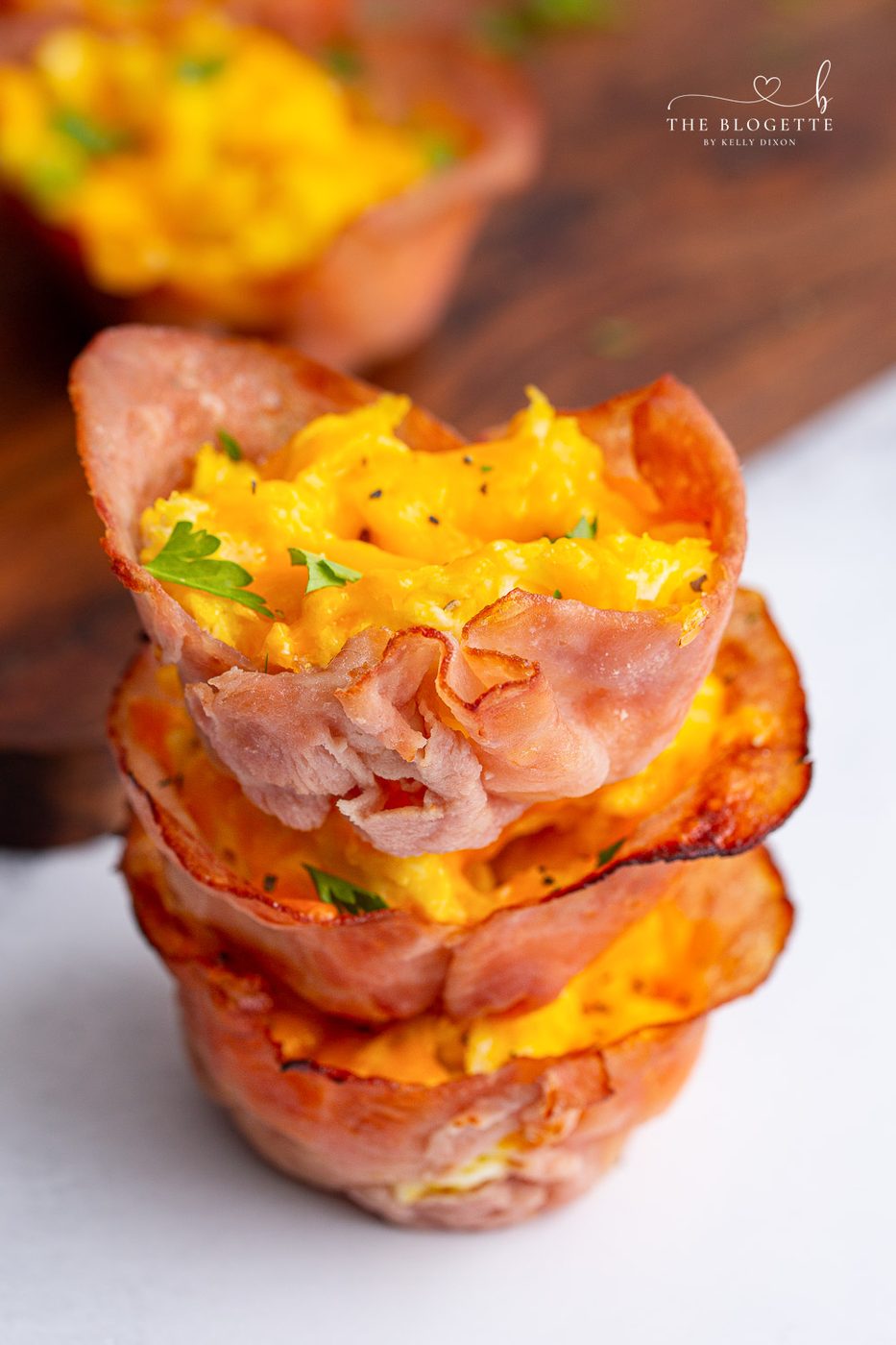 Ham and Egg Cups are the well-balanced breakfast or brunch recipe! Ham and egg cups are done in just 20 minutes.