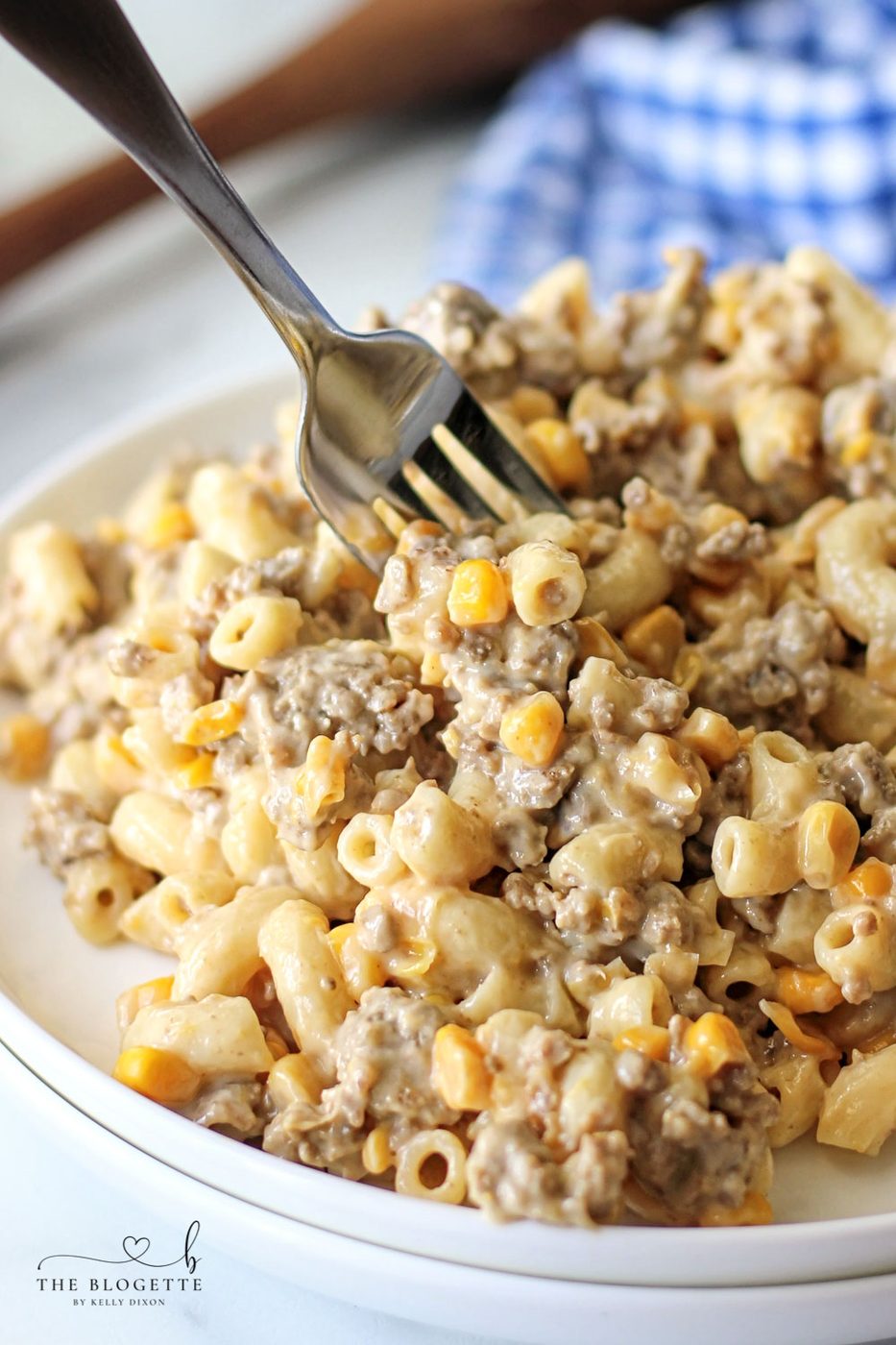 This From-scratch Hamburger Helper is packed with the flavor we all know and love! Pasta and ground beef covered in a creamy, cheesy sauce.