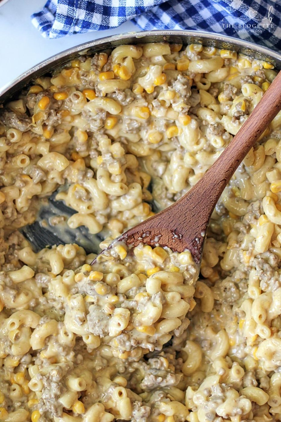 This From-scratch Hamburger Helper is packed with the flavor we all know and love! Pasta and ground beef covered in a creamy, cheesy sauce.