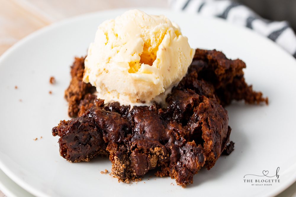 Hot Fudge Pudding Cake is an straightforward, speedy, and beautiful chocolate dessert that everyone absolutely loves!