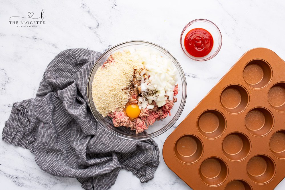 How to make meatloaf in a muffin tin