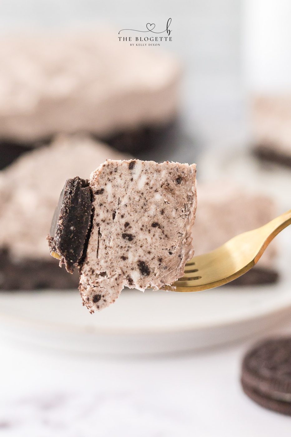 20-Minute No Bake Oreo Cheesecake with an Oreo cookie pie crust is the ultimate straightforward summer dessert. Creamy, flavorful, and DELICIOUS!