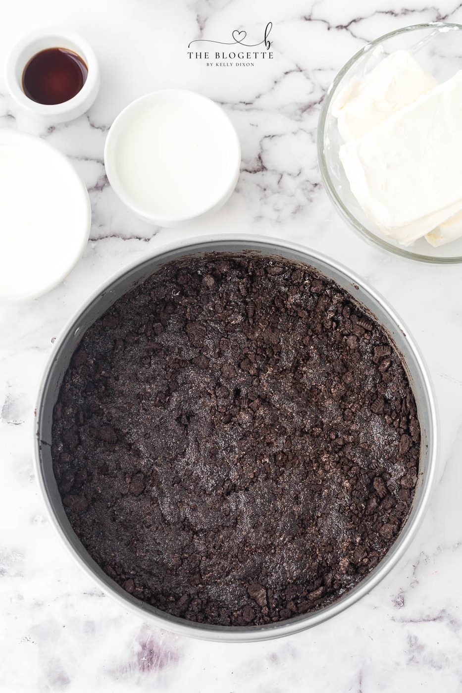 From-scratch Oreo pie crust