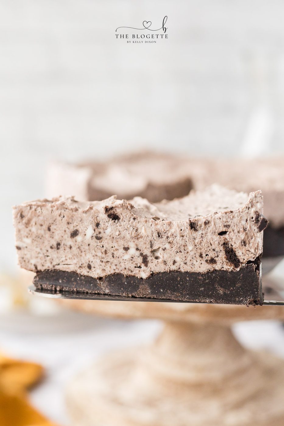 20-Minute No Bake Oreo Cheesecake with an Oreo cookie pie crust is the ultimate straightforward summer dessert. Creamy, flavorful, and DELICIOUS!