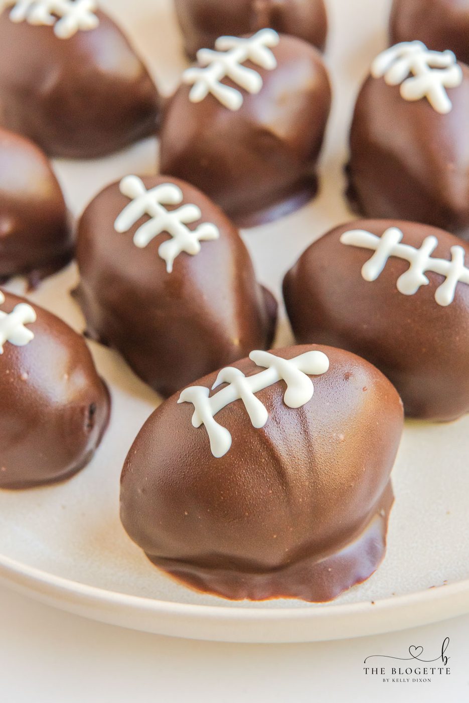 Oreo Football Truffles are well-balanced for the Bowl, Tailgating Parties, or even just to snack on during the game! Only 5 ingredients!