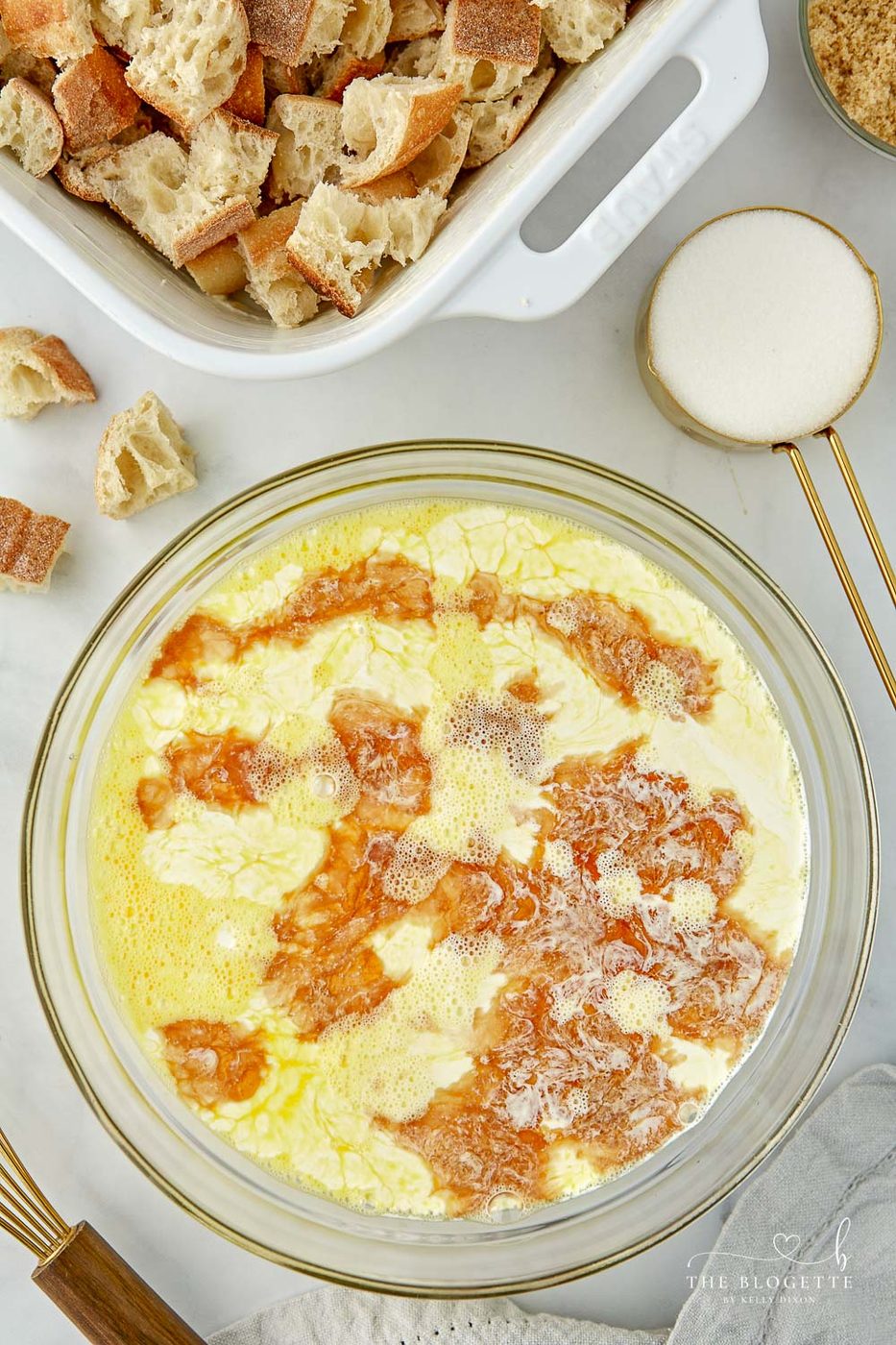 Cinnamon cream mixture