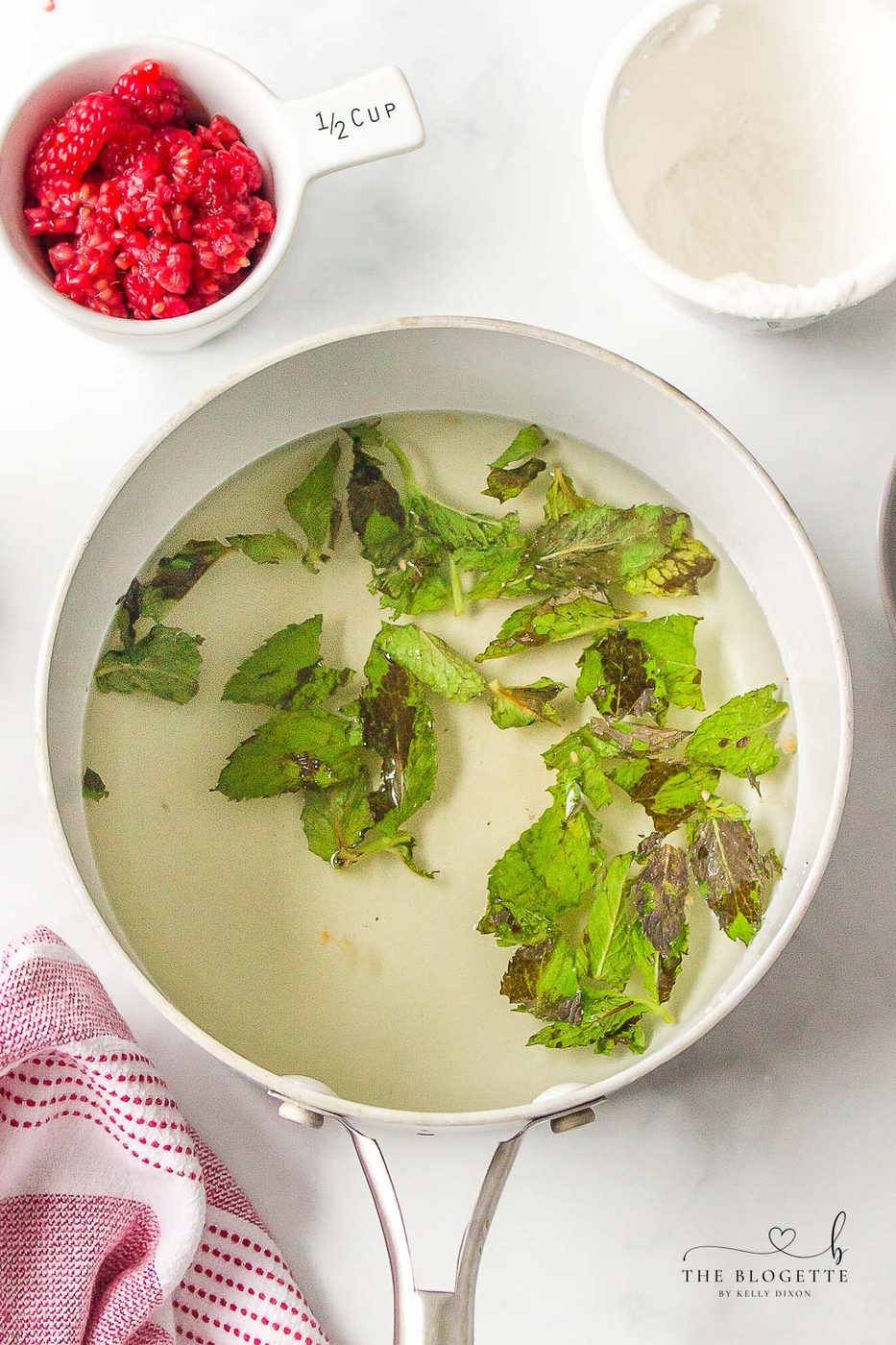 Mint leaves