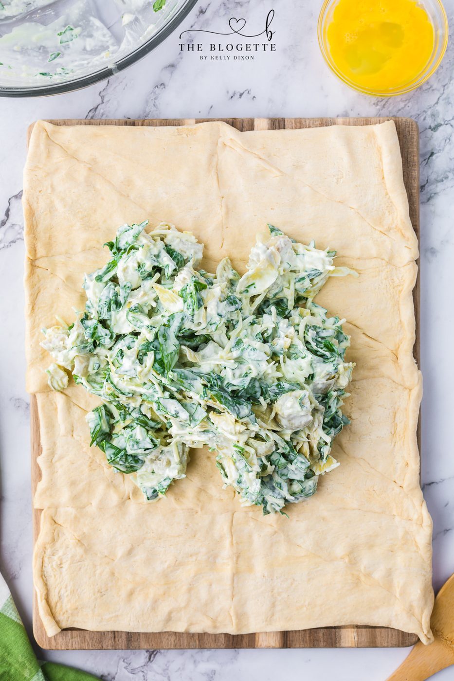 Place artichoke mixture on crescent dough