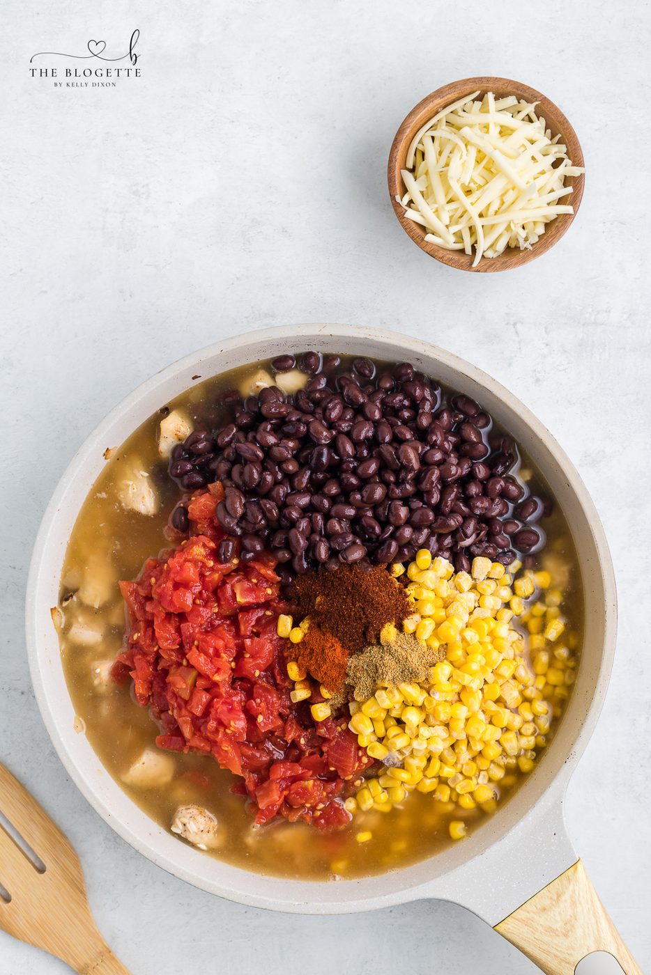 Beans, tomatoes, and corn mixture