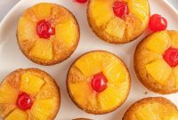 Golden Pineapple Flip Cupcakes