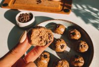 Anytime Crunchy Chocolate Peanut Butter Energy Bites