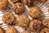 No-Bake PB Chocolate Chip Protein Bites