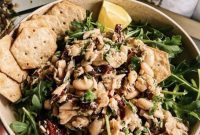 Power-Packed Tuna and White Bean Salad