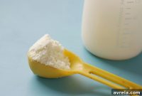 Colostrum Explained: A Dietitian’s Essential Guide to Its Powerful Perks