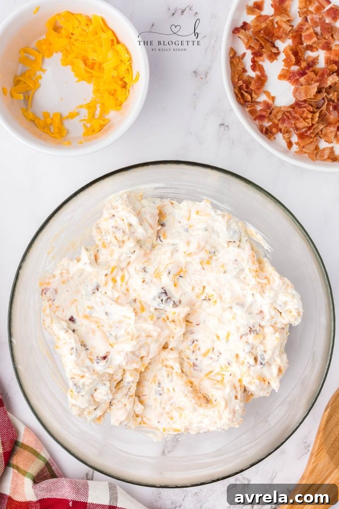 Smoked Turkey & Cheddar Cheeseball 5 Cheeseball mixture with cheddar and bacon