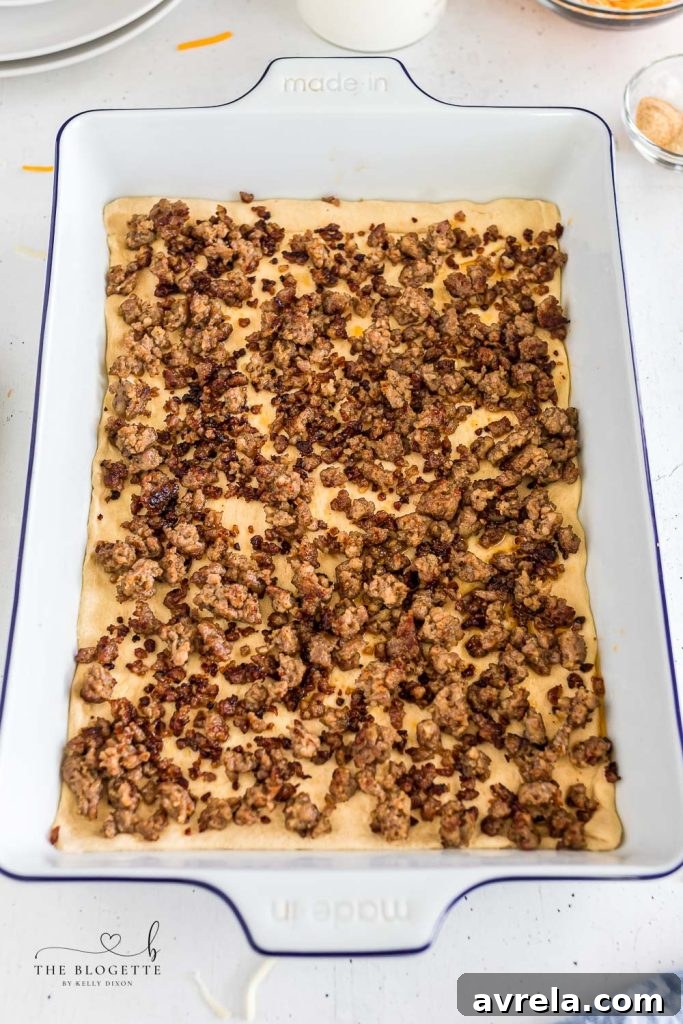 Breakfast casserole with crescent rolls