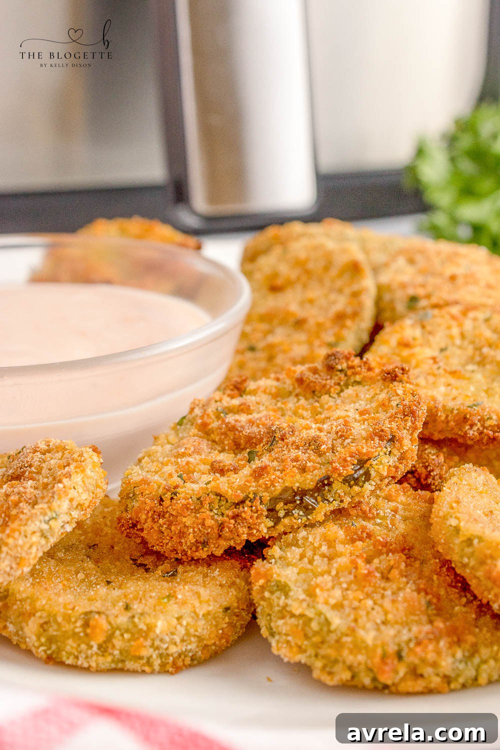 Air Fryer Fried Pickles: A delicious and easy recipe for crispy dill pickle chips cooked to perfection in the air fryer.