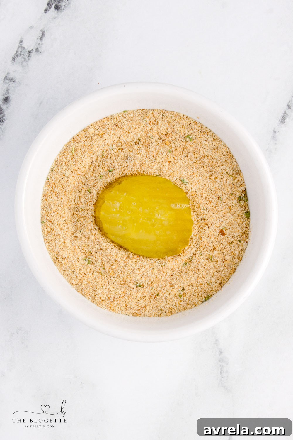 Pickle chip in breadcrumbs