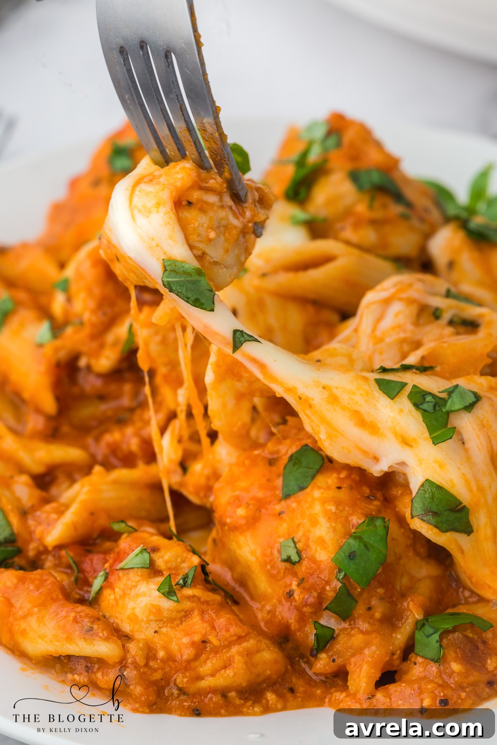 Creamy Chicken Parmesan Pasta 11 Overview shot of a delicious and hearty Chicken Parmesan Pasta dish in a large pot, ready for serving.