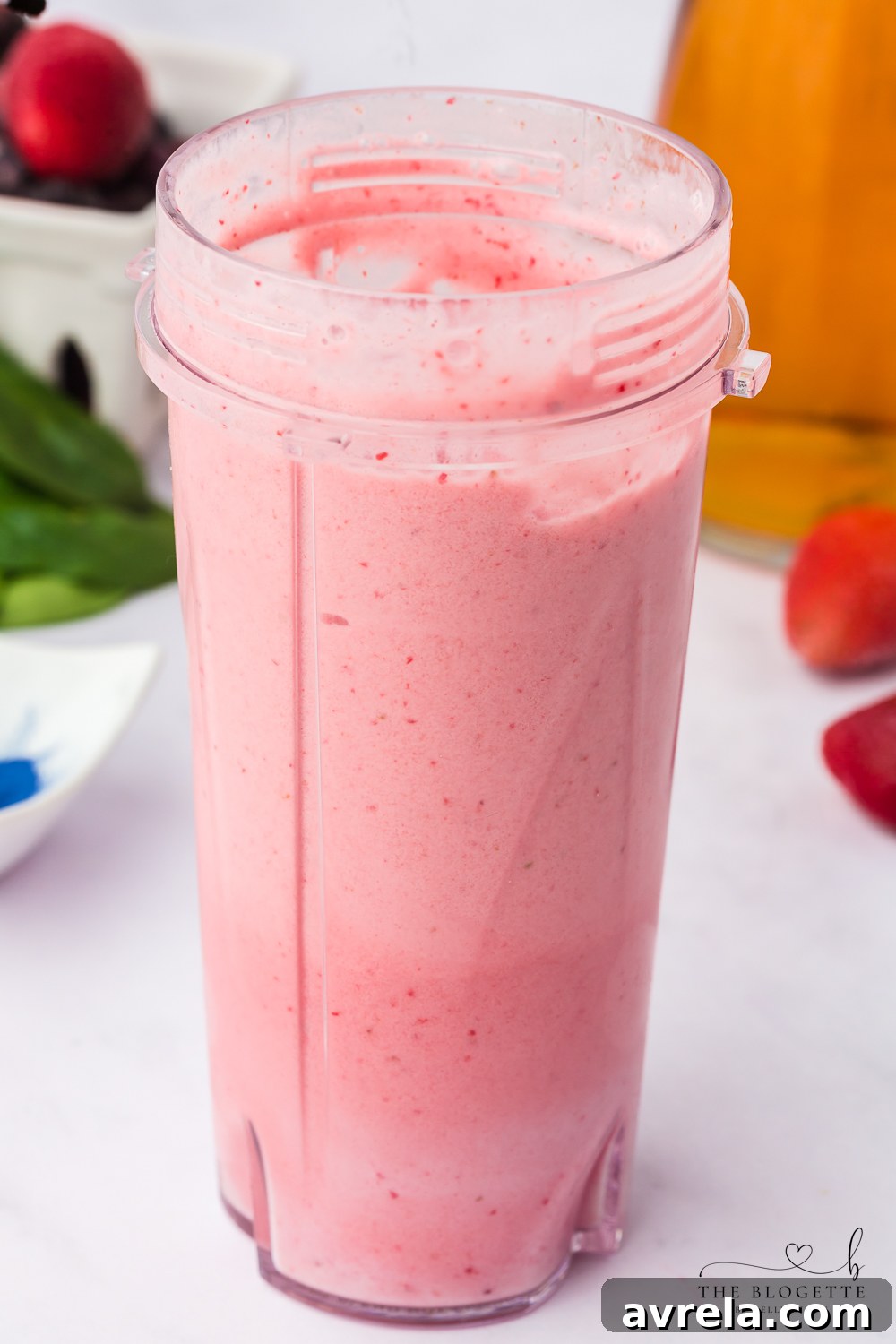 Kaleidoscope Smoothie 18 Pink layer of a rainbow smoothie