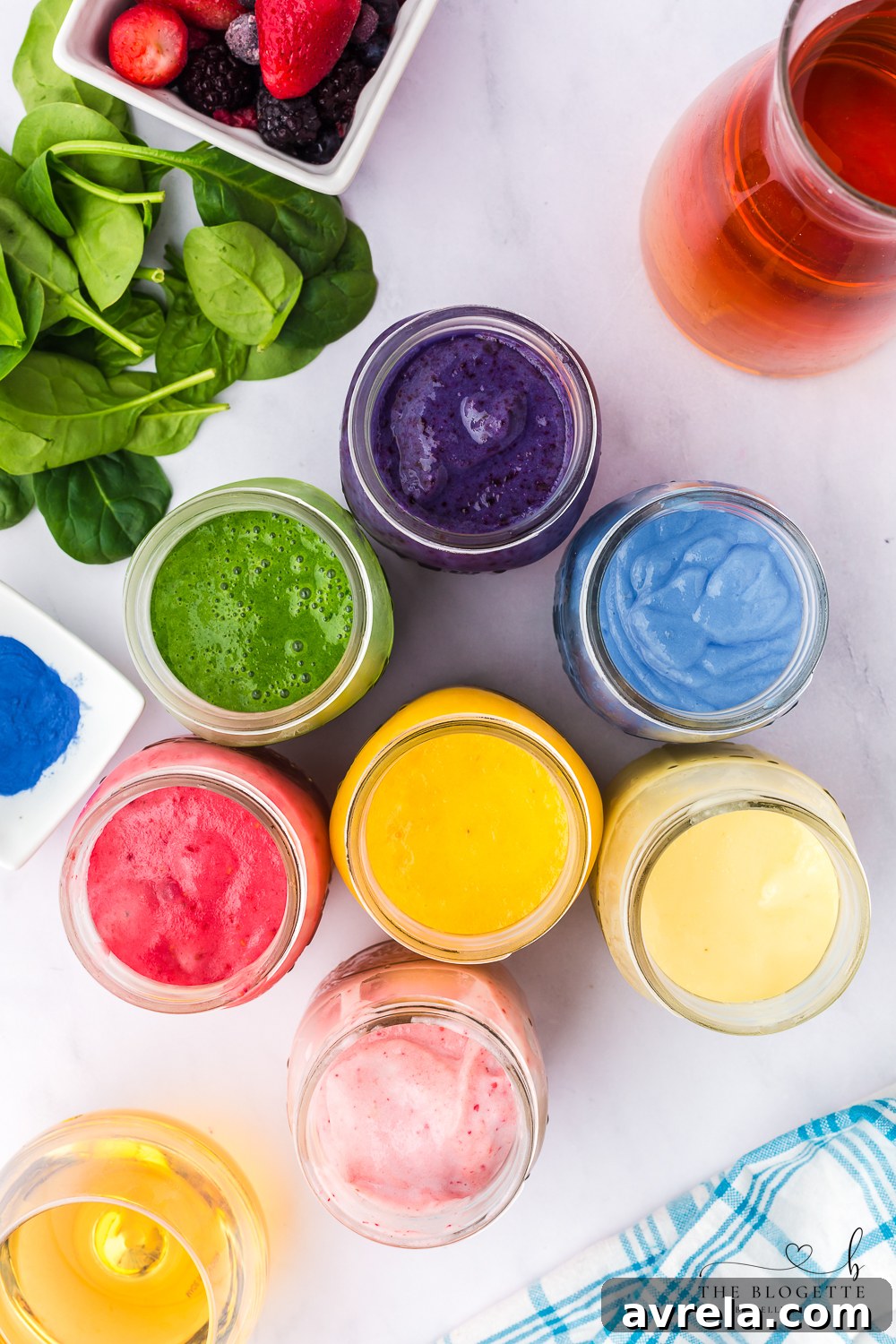 Kaleidoscope Smoothie 19 Rainbow smoothie layers chilling