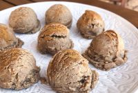 Pumpkin Spice Fat Bombs: Easy Keto Dessert Bites for Fall Holidays