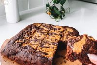 Peanut Butter Swirl Fudge Brownies Recipe for Rich, Gooey Treats