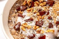 Warm Chocolate Oatmeal Pudding Recipe for Cozy Mornings