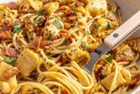 Lemon Garlic Chicken Carbonara Pasta Recipe for Creamy Flavor