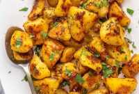 Crispy Roast Potatoes: Authentic English Sunday Side Dish