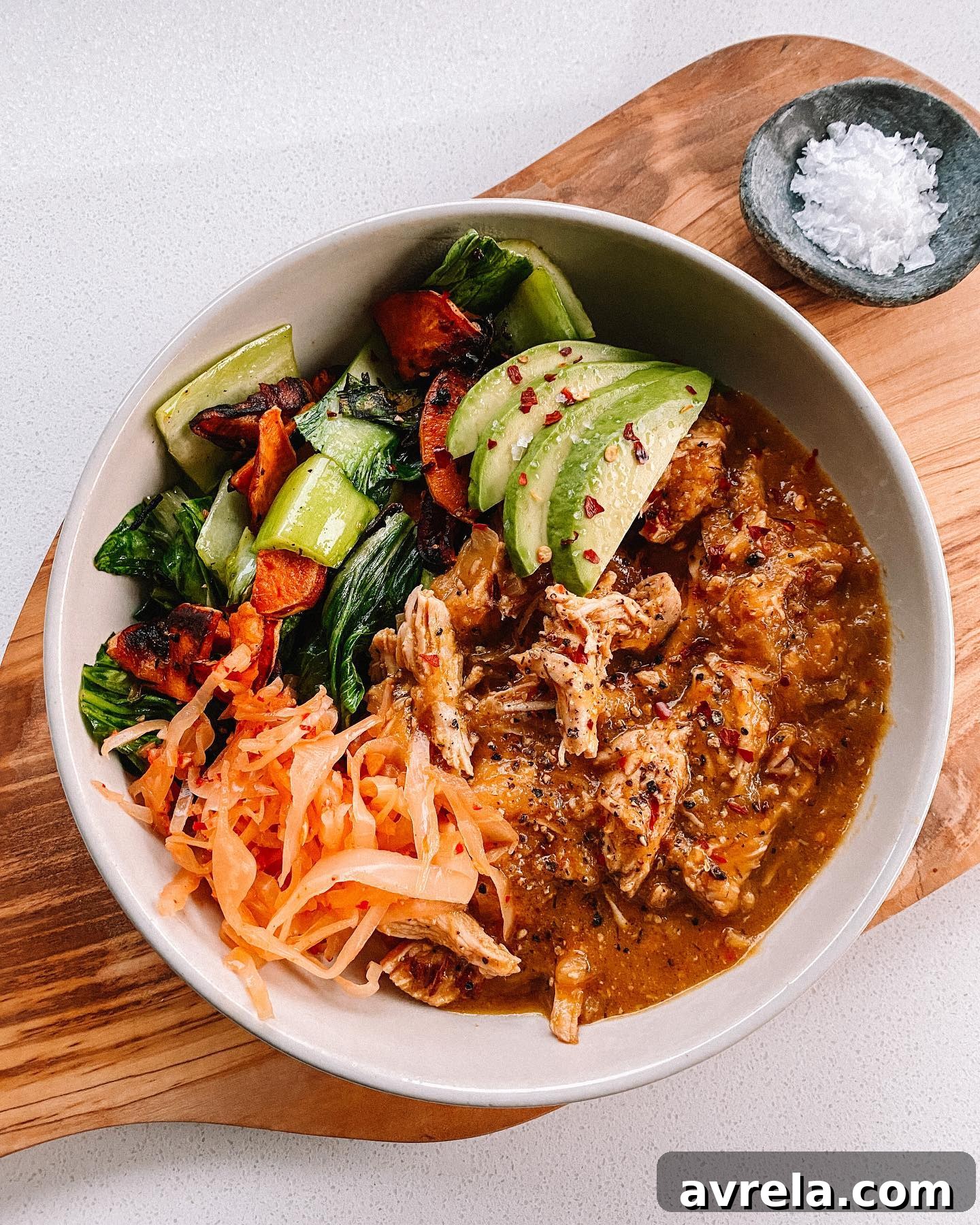 spicy pineapple chicken & veg bowl