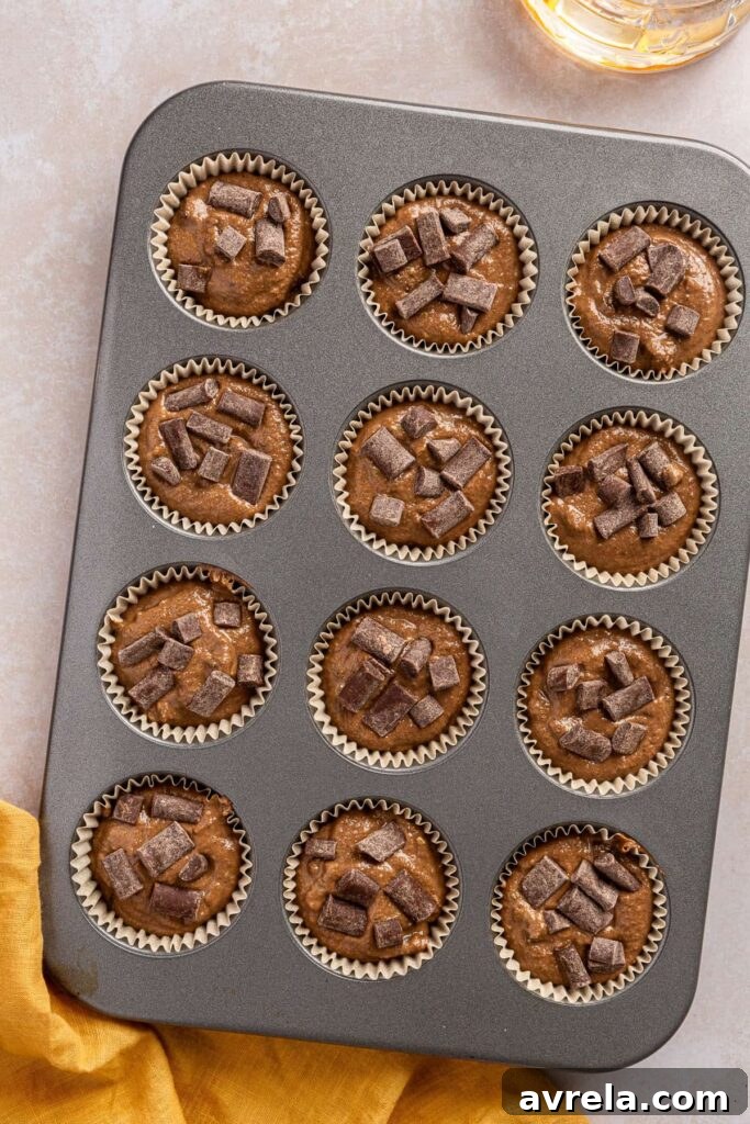 Muffins with chocolate chunks