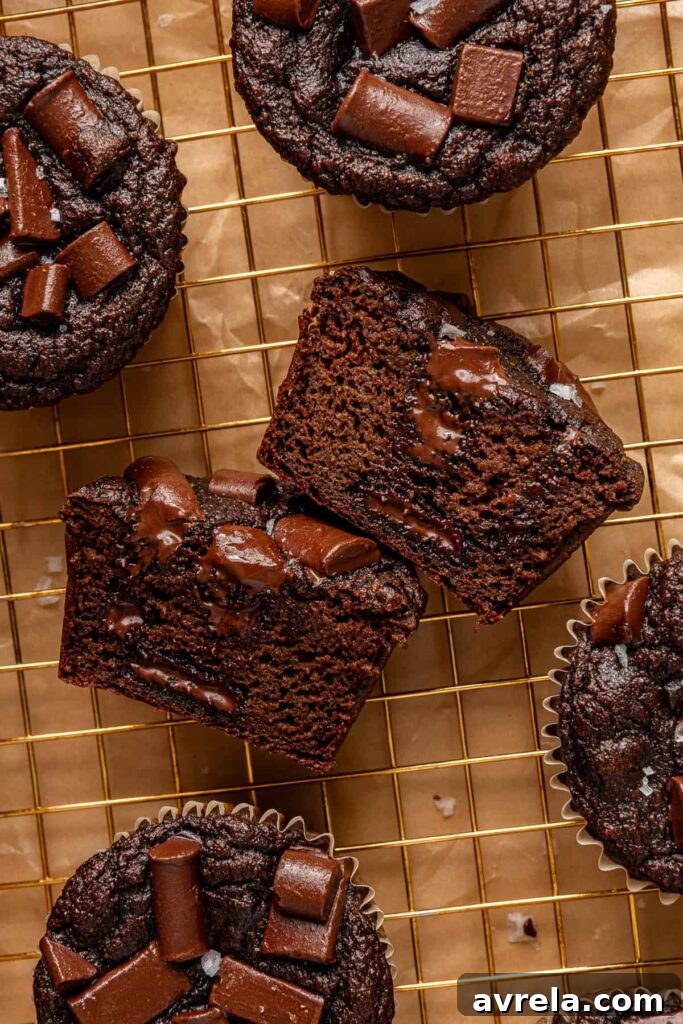 Baked zucchini muffins