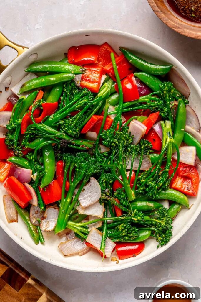 Cashew Chicken Stir-Fry Recipe with Crispy Veggies and Garlic Soy Sauce 4 cooking vegetables for stirfry