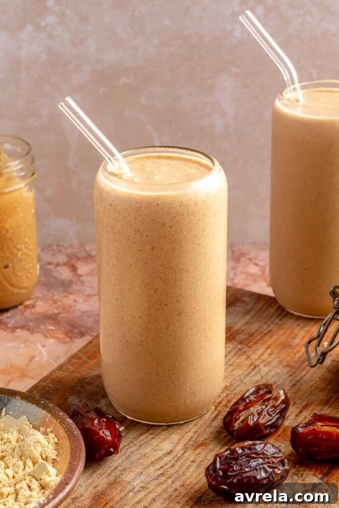 Cinnamon Roll Smoothie