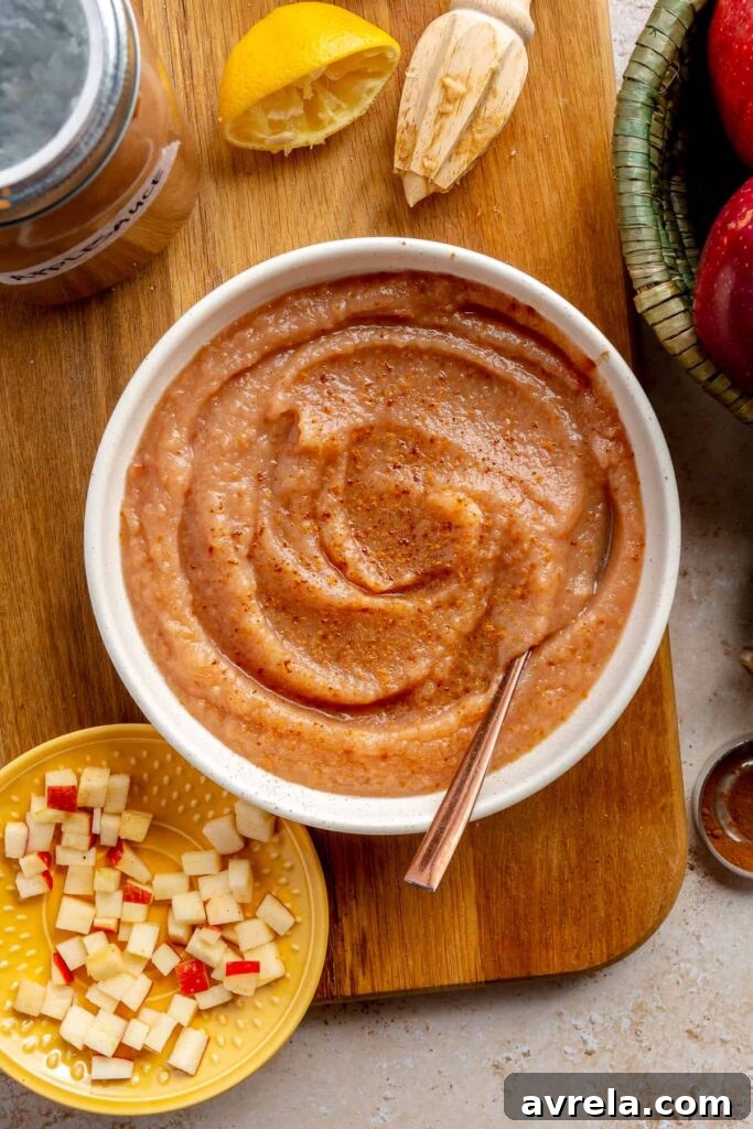 Homemade Cinnamon Applesauce