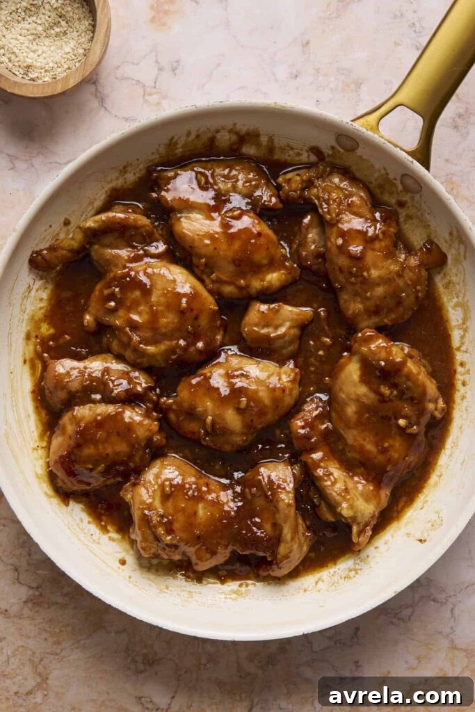 Smoky Garlic-Ginger Chicken Thighs with Roasted Asparagus 10 gluten-free, dairy-free, high-protein chicken thighs