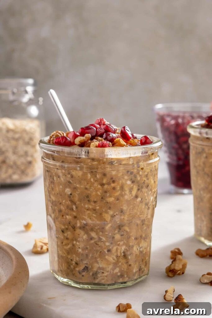 overnight oats with protein and pumpkin. easy and healthy high-protein breakfast on-the-go