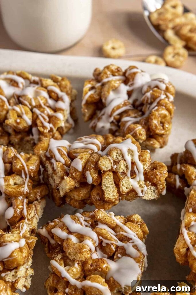 No-bake cinnamon cereal bars